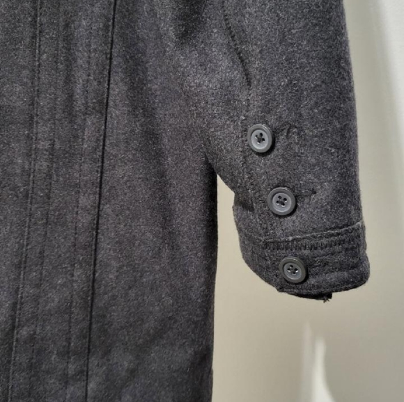 Marc Anthony jacket - Picture 3 of 11